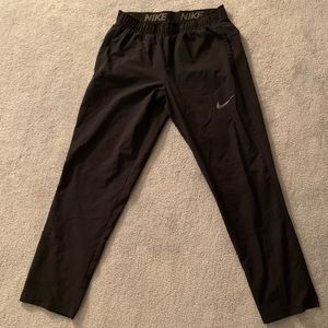 Mens Nike workout pants.